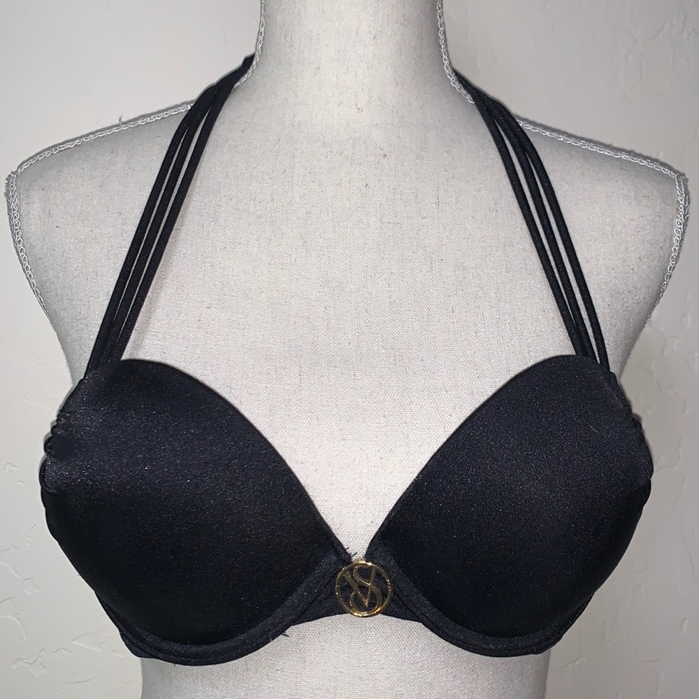 Victoria’s Secret push-up bikini top, 34A